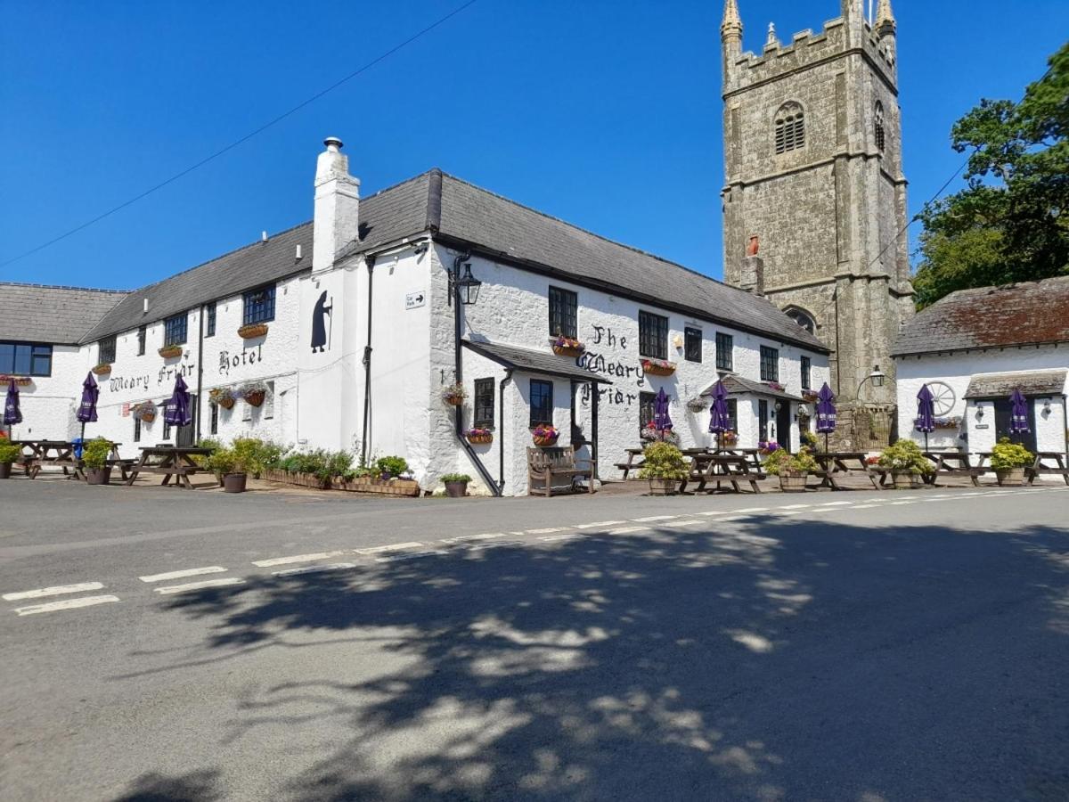 The Weary Friar Inn Pillaton Extérieur photo
