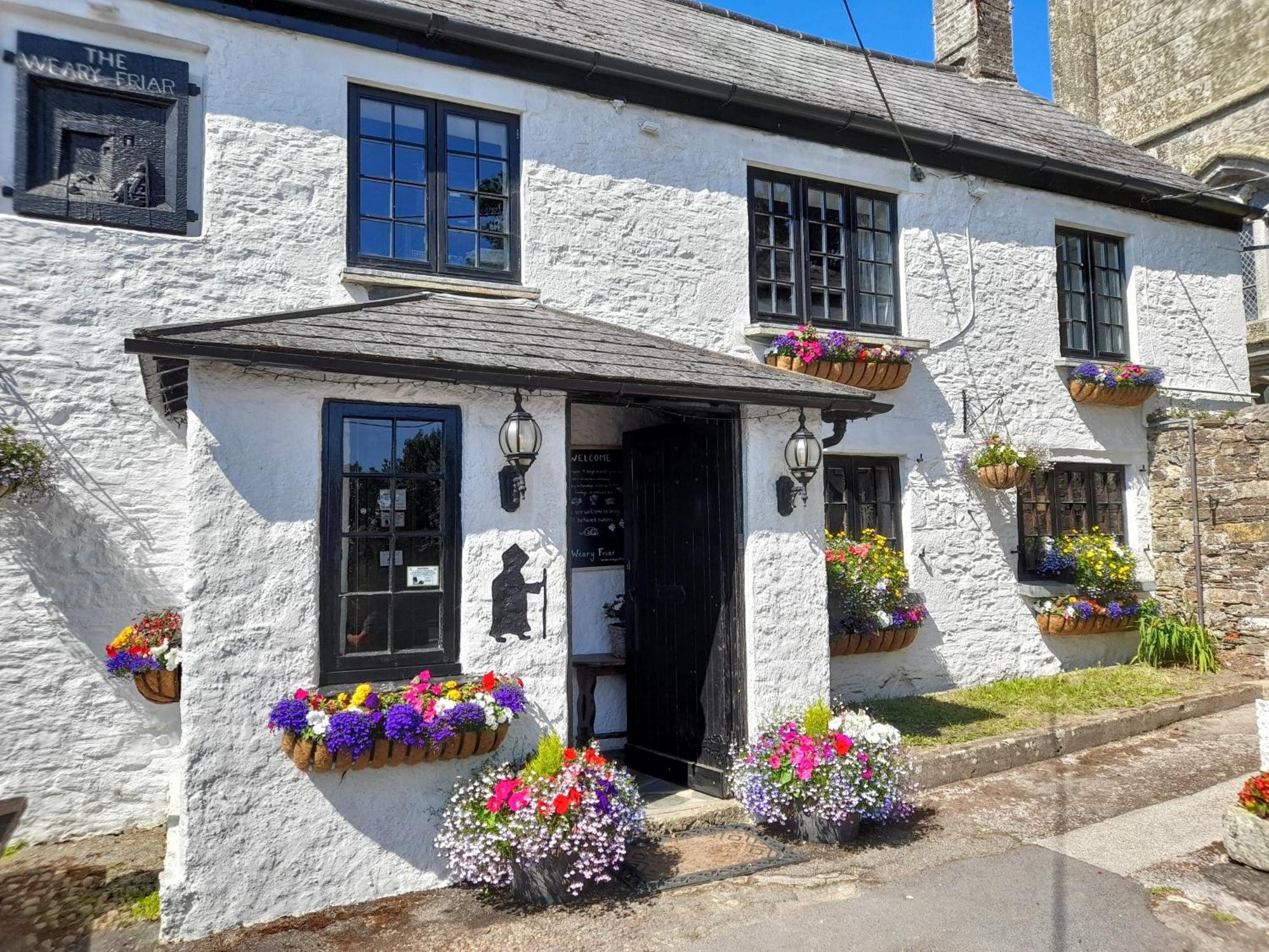 The Weary Friar Inn Pillaton Extérieur photo